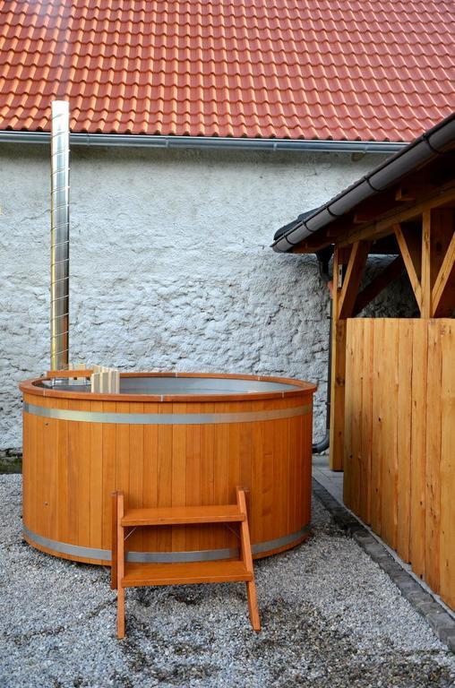 Statek 3 - Wellness & Spa Hotel Hluboka nad Vltavou Bagian luar foto