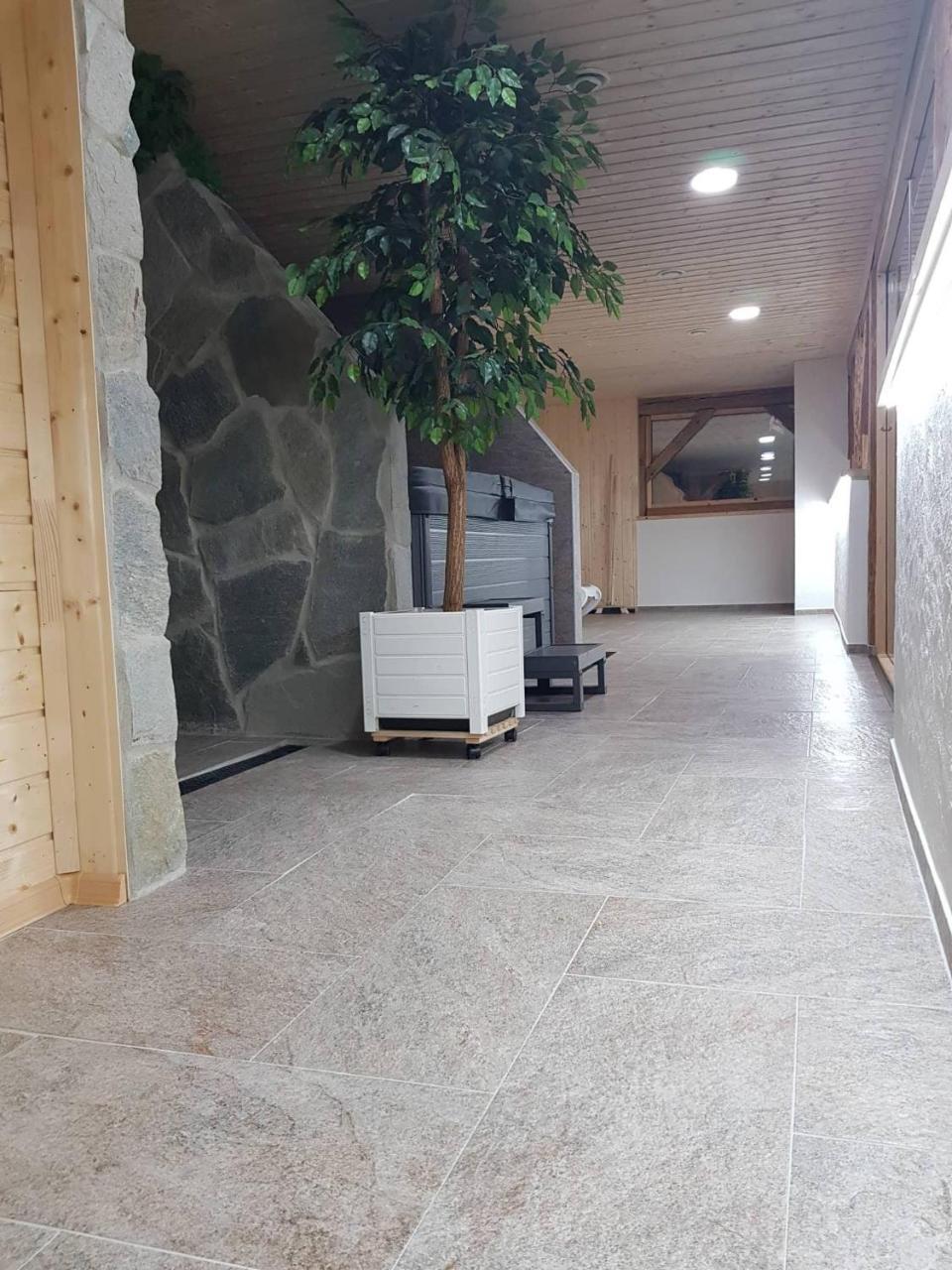 Statek 3 - Wellness & Spa Hotel Hluboka nad Vltavou Bagian luar foto