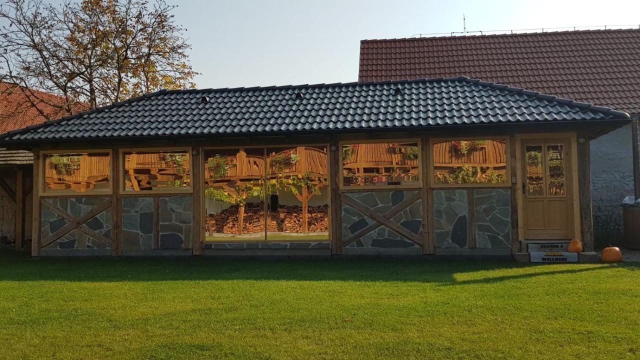 Statek 3 - Wellness & Spa Hotel Hluboka nad Vltavou Bagian luar foto