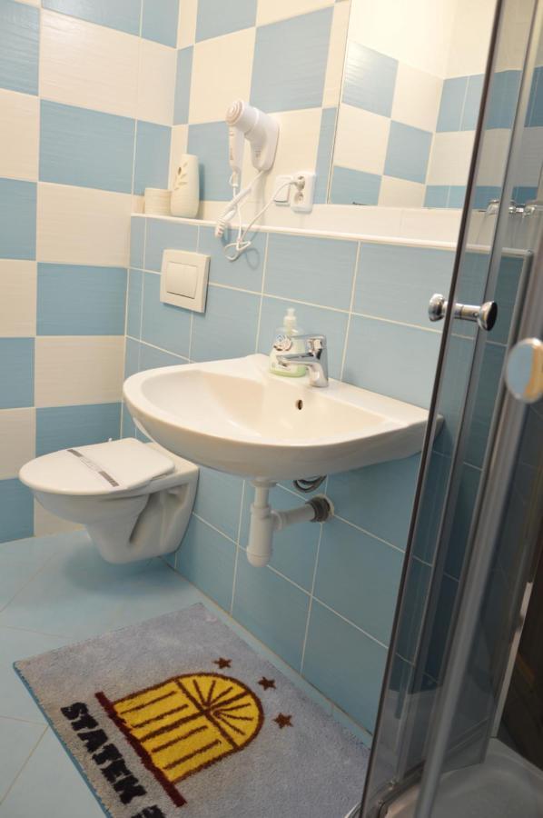 Statek 3 - Wellness & Spa Hotel Hluboka nad Vltavou Bagian luar foto