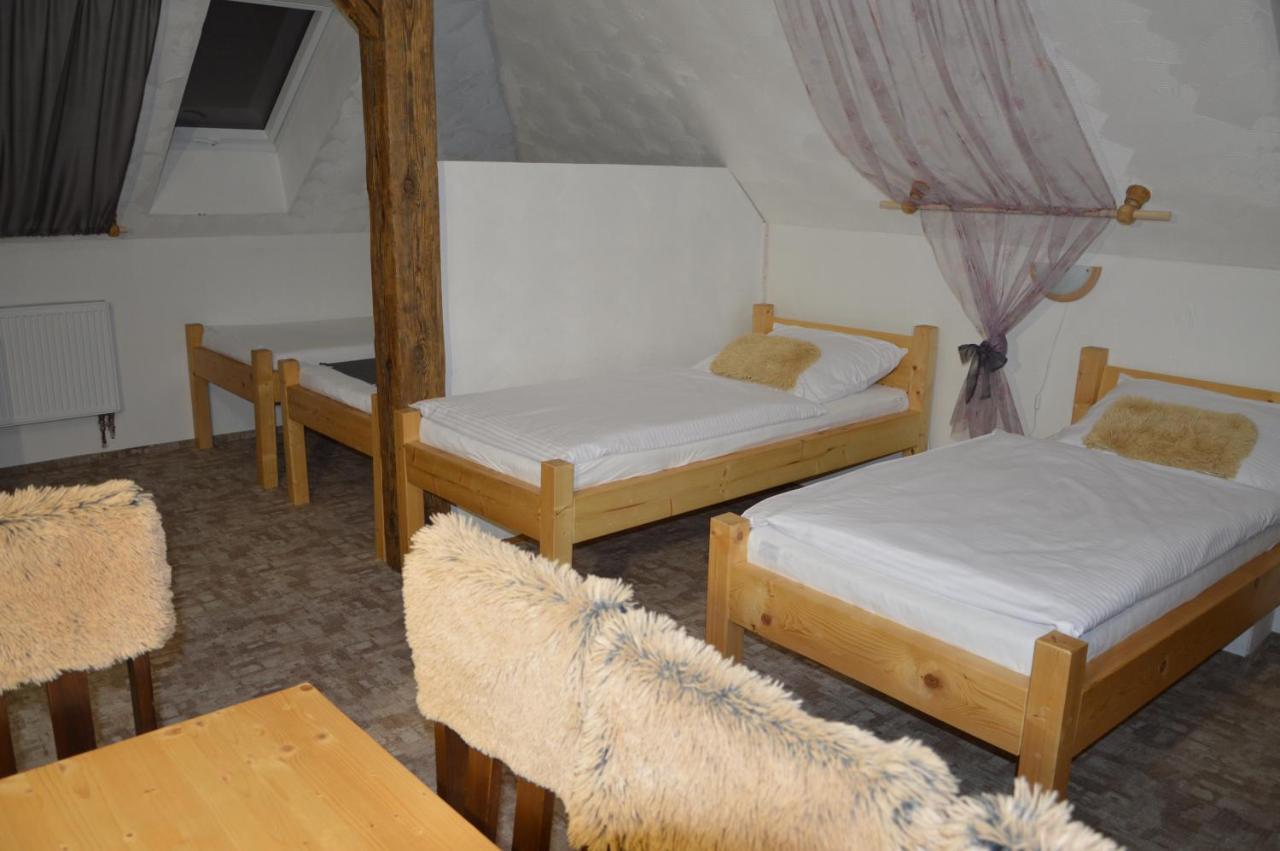 Statek 3 - Wellness & Spa Hotel Hluboka nad Vltavou Bagian luar foto